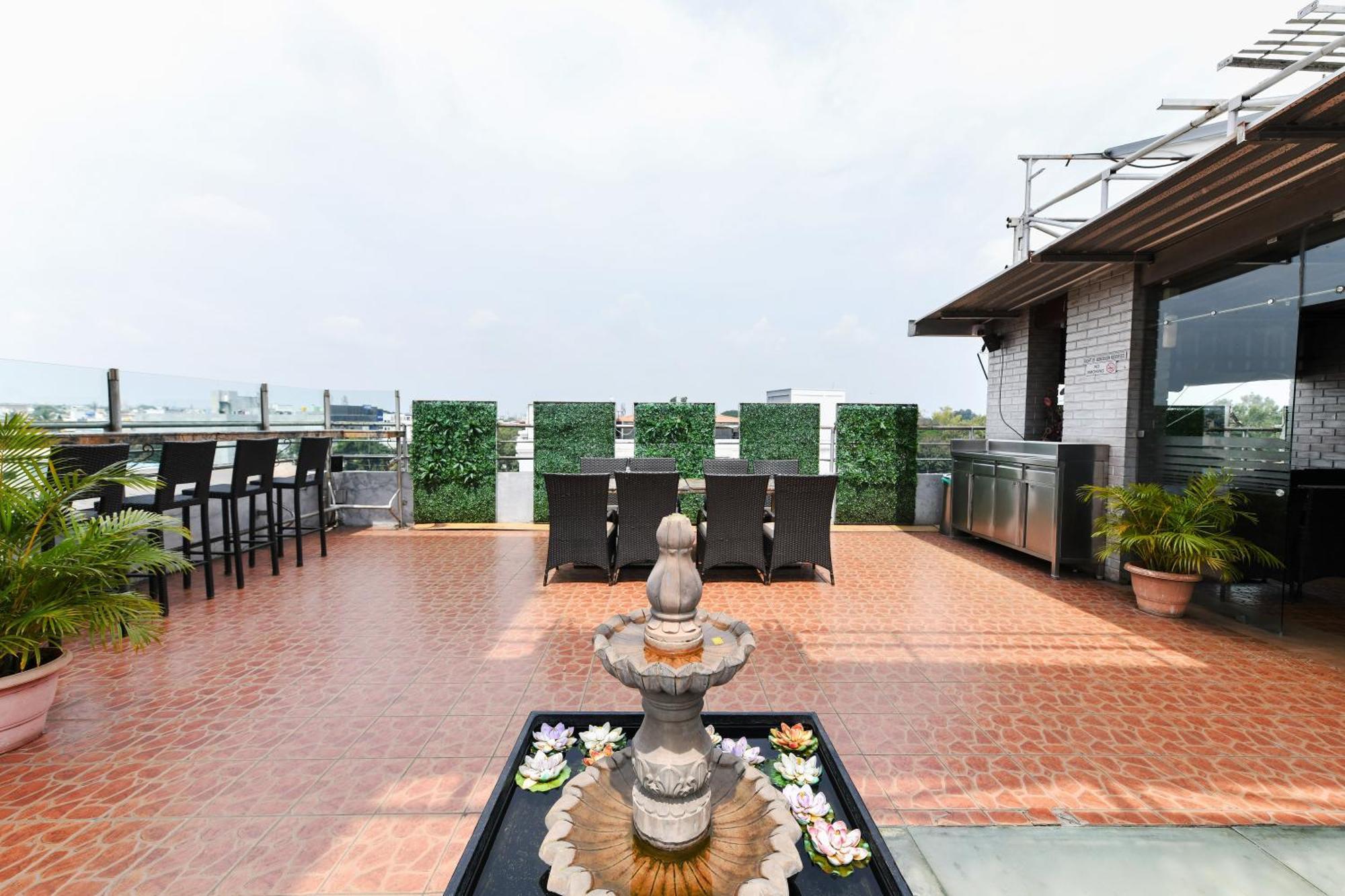 Hotel Roopa Мисор Екстериор снимка